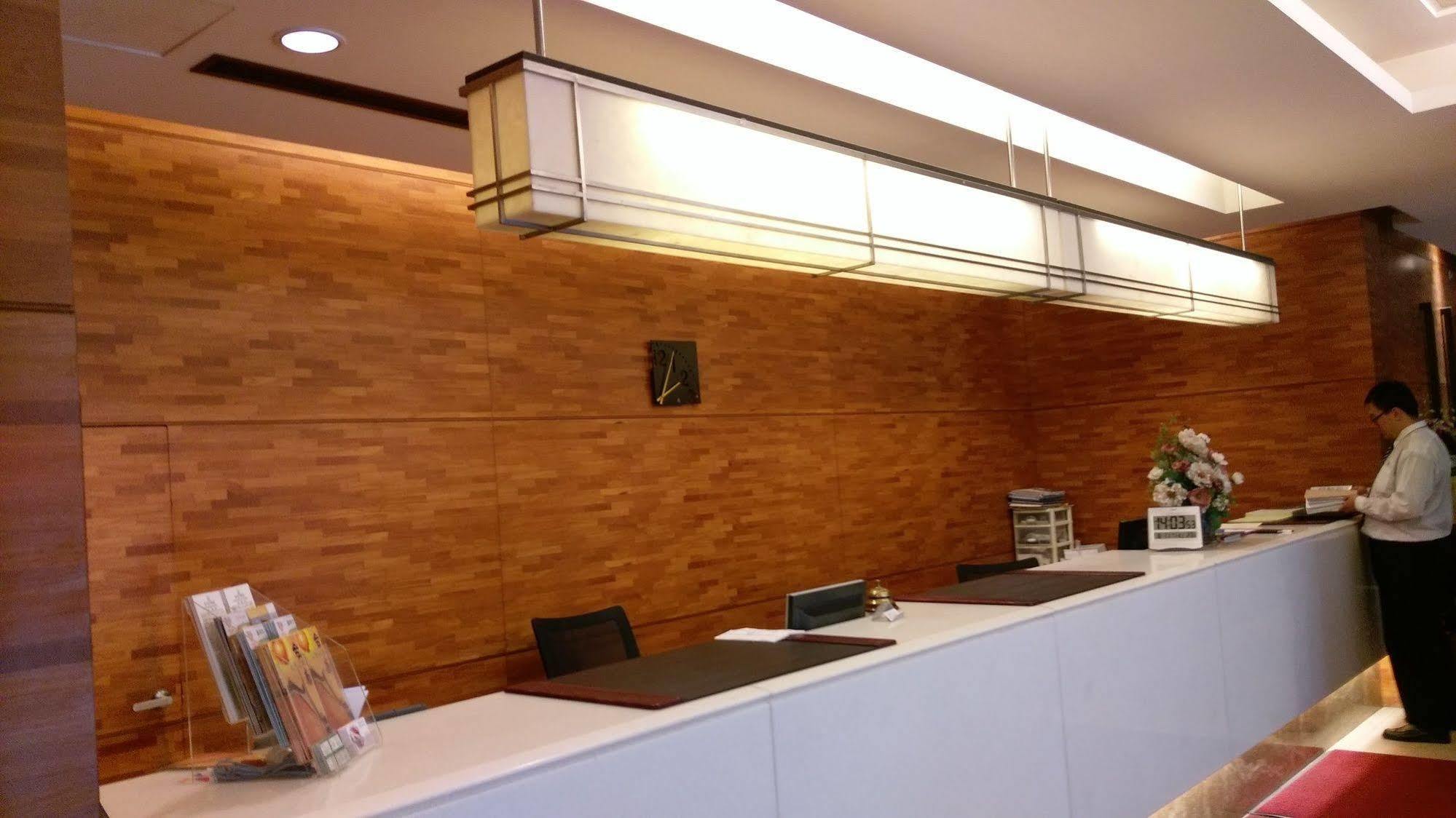טאינאן The Premier Hotel מראה חיצוני תמונה
